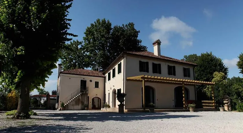 Venice Country Apartments Mira