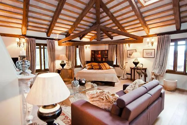 Venice Country Apartments Mira